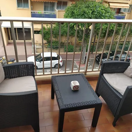 La Fregate Apartment *